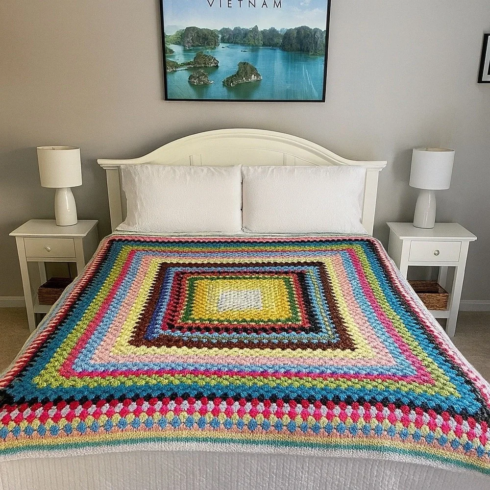 Vintage Handmade Multicolor Granny Square 5x4‎